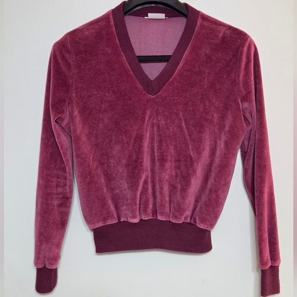 Sweaters - *Vintage* Maroon Vneck Velour Cropped Long Sleeve Sweater -size small